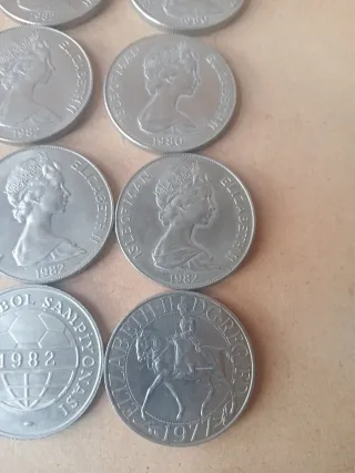 15 Monedas Isabel II Conmemorativas