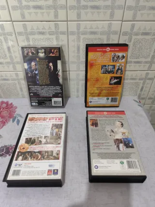 4 VHS: Face/Off, Il Mio West, American Pie, La Vit