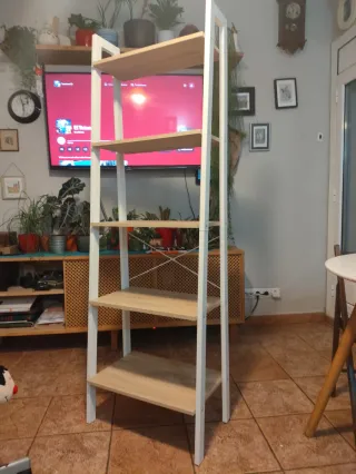 Estantería Kave Home Aarhus Escalera