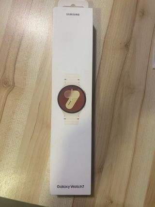 Samsung Galaxy Watch 7 Plata/Blanco. SM L300