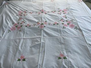 Mantel Vintage Floral Bordado 170x215cm