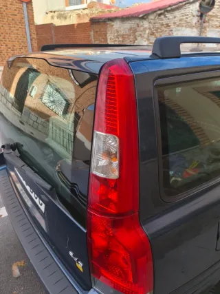 Volvo V70 2004
