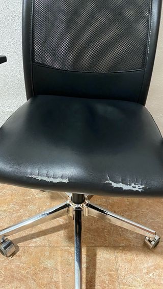 Silla de escritorio negra