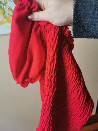 Blusa nido de abeja con volantes gasa