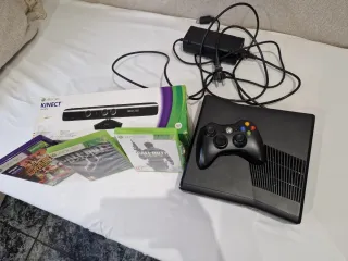 Xbox 360 + Kinect + 3 Juegos