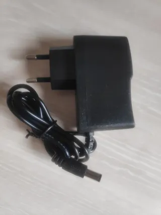 Adaptador Universal TV Box Negro