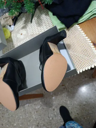 Botines negros de tacón