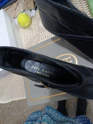 Botines negros de tacón