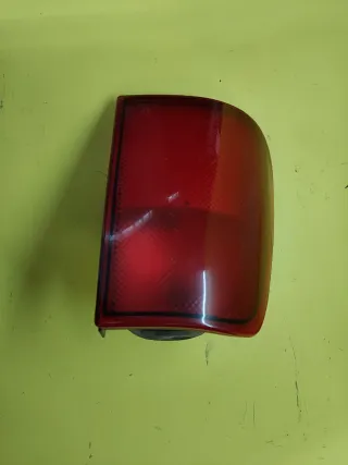 PILOTO TRASERO IZQUIERDO NISSAN TERRANO II