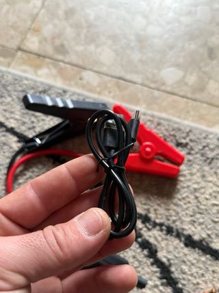 Arrancador Batería Coche con Inflador y Luz