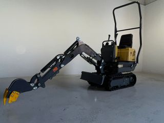 Miniexcavadora COMPACTA GASOLINA-DIESEL 650-850 kg
