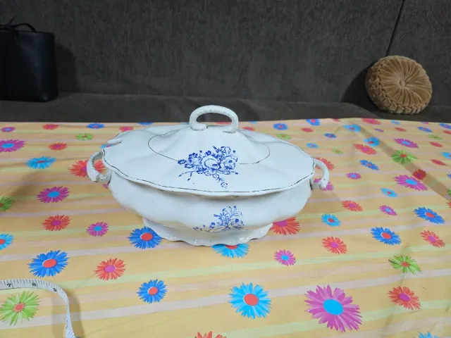 Sopera Vintage Porcelana Azul y Blanca