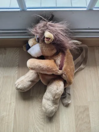 Mochila León Peluche