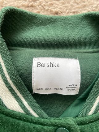 Chaqueta americana Bershka verde
