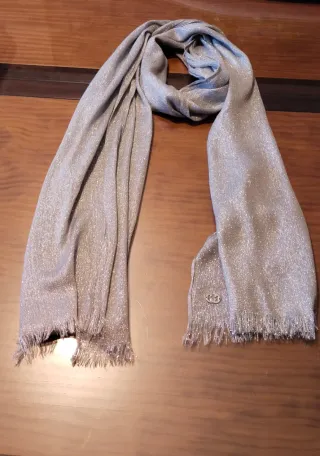 Pañuelo chal plateado mujer