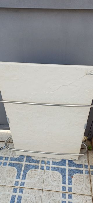 Toallero cerámico bajo consumo