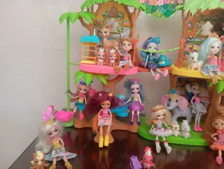 Muñecas Enchantimals y Casa Árbol