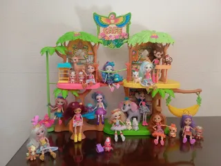 Muñecas Enchantimals y Casa Árbol