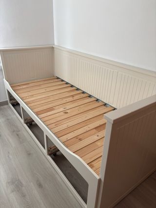 Cama Ikea Hemnes buen estado.