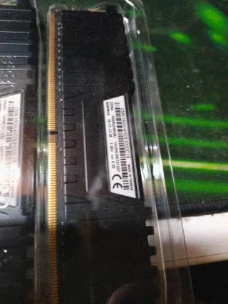 Corsair Vengeance LPX DDR4 16GB (2x8GB)