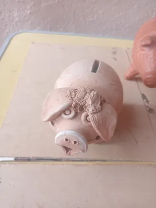 4 huchas de cerdito de barro