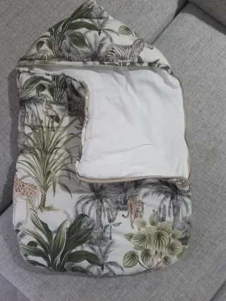 Saco de bebé estampado jungla