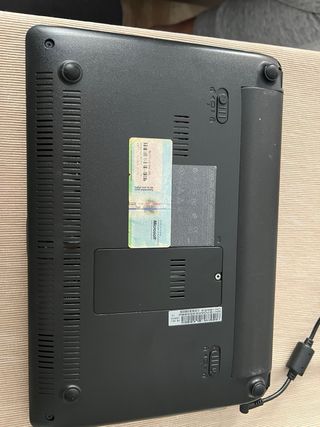 Mini portátil Asus Eee PC negro