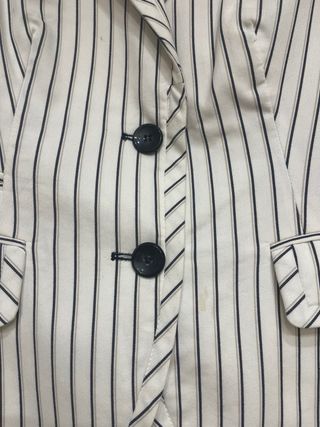 Americana de rayas de Zara Talla S