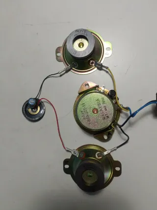 Woofer, medios y tweeter Sony SS-L90V