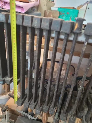 Gatos de carpintería antiguos