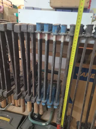 Gatos de carpintería antiguos