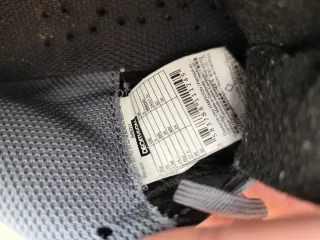 Botas de fútbol Decathlon multitacos