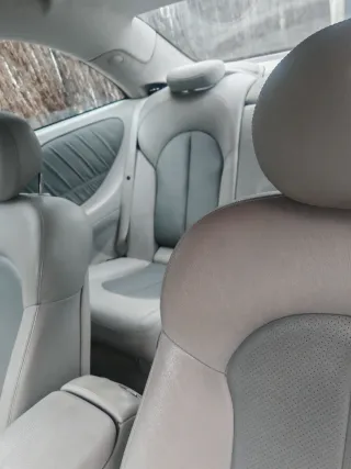 Mercedes-Benz  CLK 2004