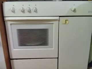 Horno de gas blanco