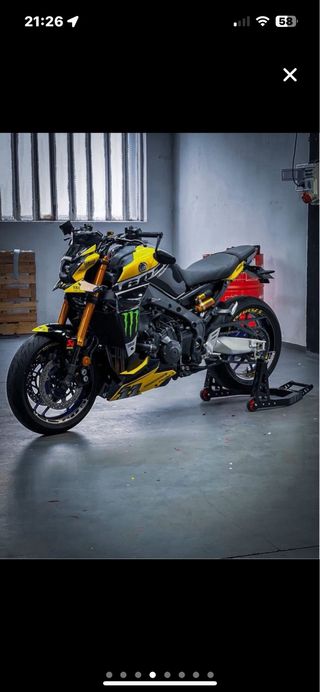 Yamaha MT09 SP con extras