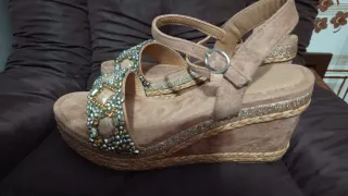 Zapatos variados de mujer