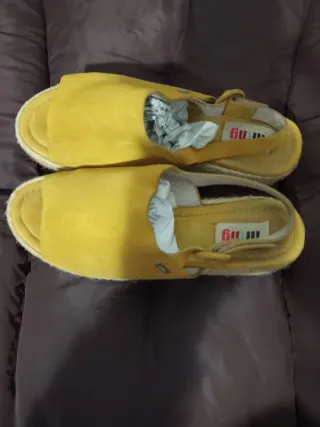 Zapatos variados de mujer