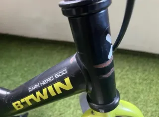 Bicicleta Btwin Dark Hero 16 pollici