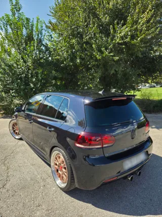 Volkswagen Golf VI R DSG 270cv