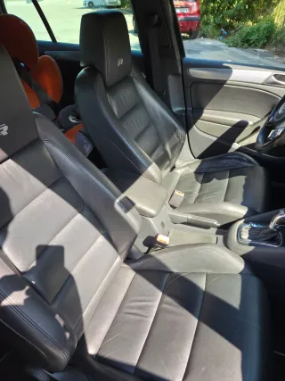 Volkswagen Golf VI R DSG 270cv