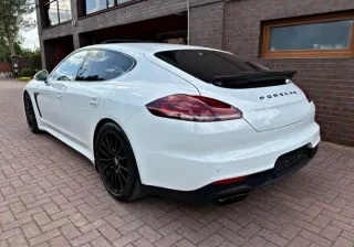 Porsche Panamera 2014 - 1561NGY