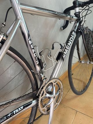 Bicicleta Mendiz Status