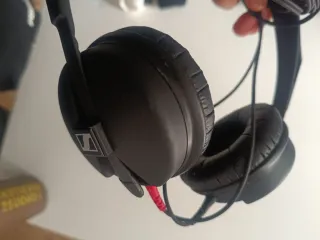 Mesa DJ Pioneer DJM-250MK2 + iMac 24' + Traktor