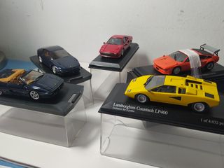 Lote de 5 superdeportivos italianos a escala 1:43