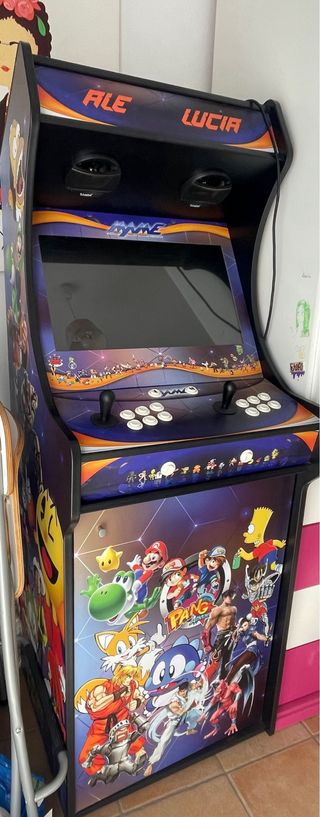 Máquina Arcade con 8000 Juegos
