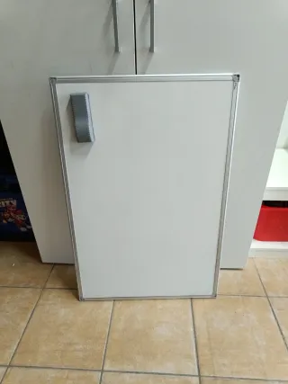 Pizarra magnética con borrador 90x60cm