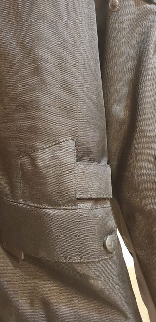 Chaqueta de moto con protecciones