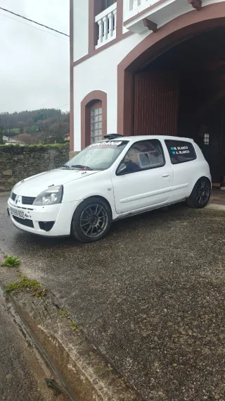 Renault Clio Sport Rally