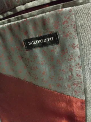 Traje de hombre gris