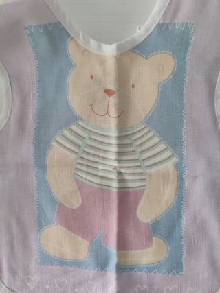 Baberos de bebé hechos a mano